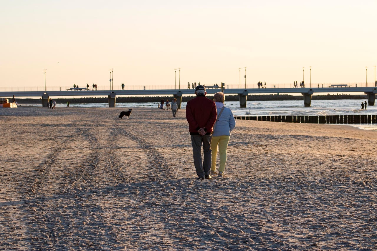 Sierpień nad Bałtykiem? Zobacz, kiedy i gdzie uciekniesz przed tłumem